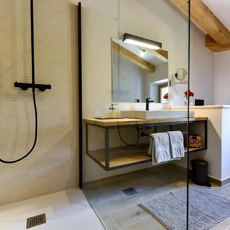 L'abbraccio Della Quercia -