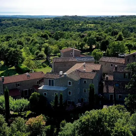 Adq Abbraccio Della Quercia Bed & Breakfast